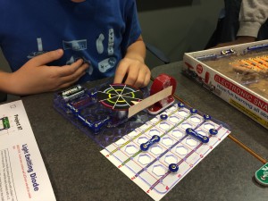 Snap Circuit kids make electronics a SNAP!